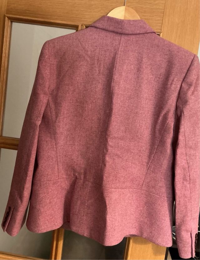 Chaqueta rosa mujer. 100% lana.