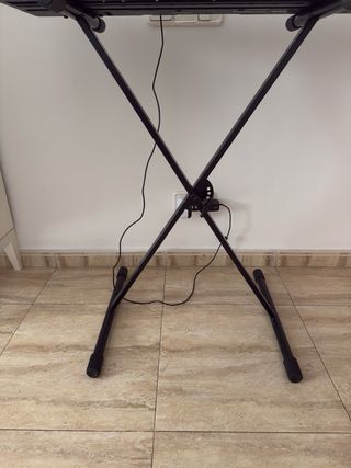 Teclado Casio CTK-3500 con soporte