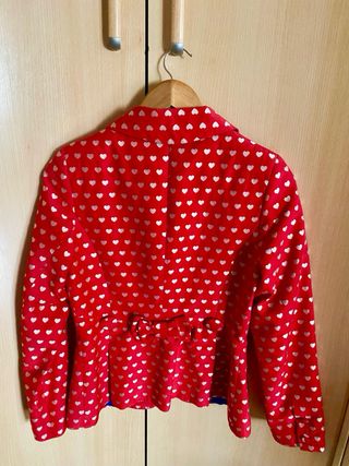 Chaqueta Corazones Roja y Blanca