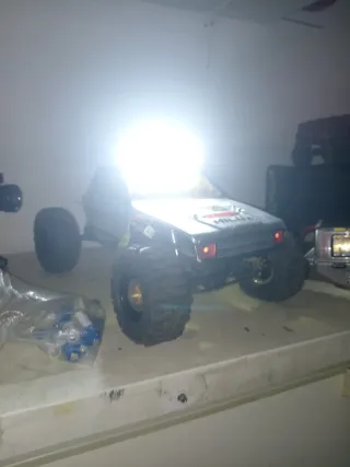 Crawler Element Enduro Toyota Hilux RC