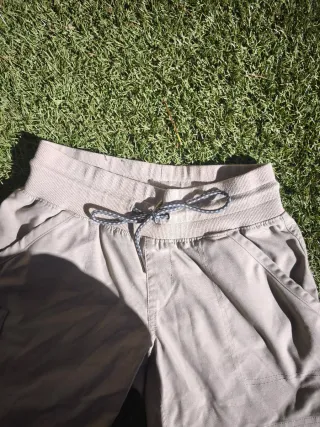 Pantalón corto trekking mujer Columbia beige