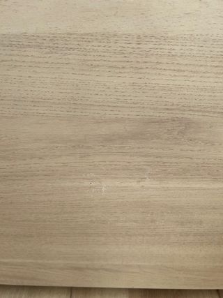 Vitrina de madera y cristal