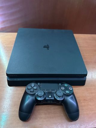Playstation 4 Slim 500GB Nera