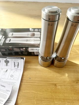 Russell Hobbs Molinillos Sal y Pimienta (Set 2)