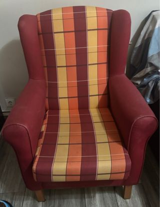 Sillón orejero tela cuadros
