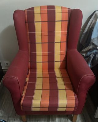 Sillón orejero tela cuadros