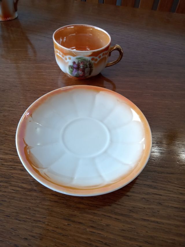 Juego de cafè porcelana, 12 tazas  naranja y blanc