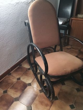 2 Butacas Mecedoras Tela y Metal