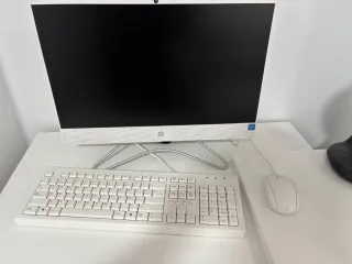 Ordenador HP Blanco Completo. Es todo en uno.