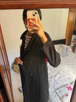 Gabardina Stradivarius Negra