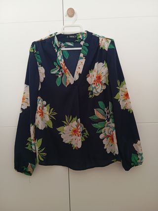 Blusa SHEIN floral azul y multicolor