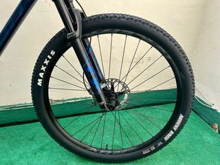 Bicicleta BH ULTIMATE 2025 Carbono
