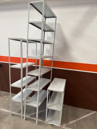 Estanterías metálicas modulares