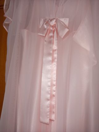 Conjunto bata y camisón rosa