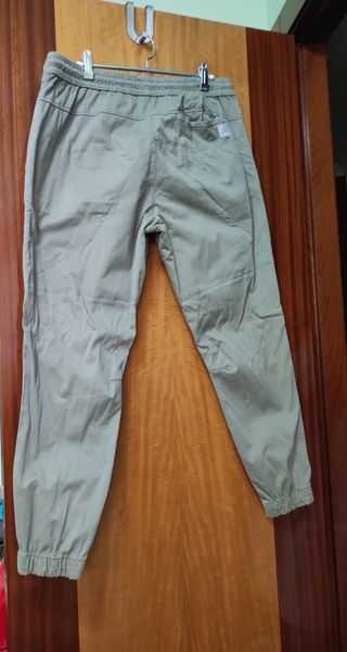 Pantalón jogger verde