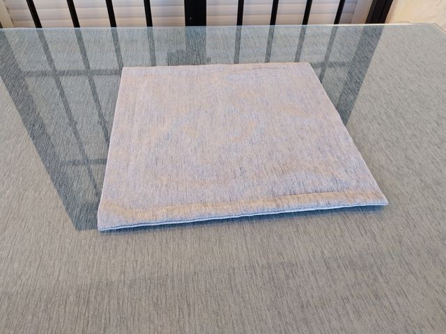 Mesa de madera con tapa de cristal de 1cm de groso