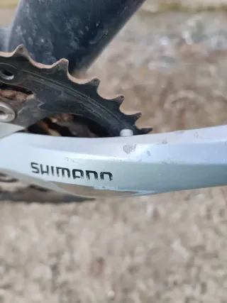 Bicicleta CUBE Negra