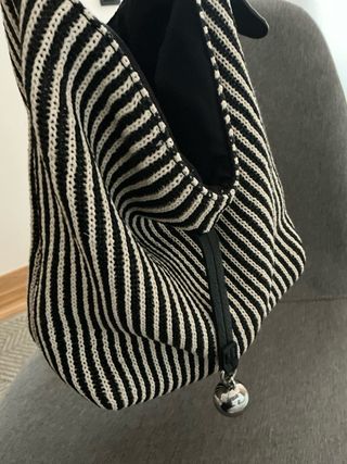 Bolso Parfois Rayas Blanco y Negro