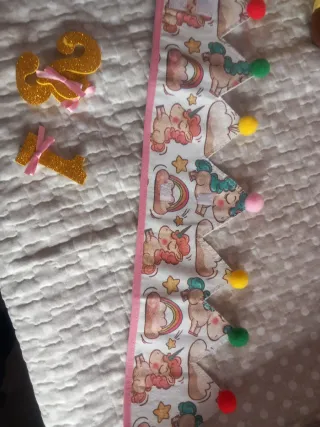 Corona cumpleaños unicornio. REGALO falda a juego.