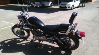 Moto Yamaha Virago