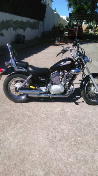 Moto Yamaha Virago