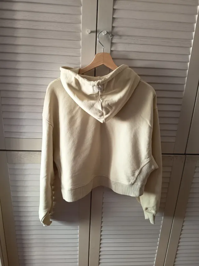 Sudadera Pull&Bear amarillo clarito