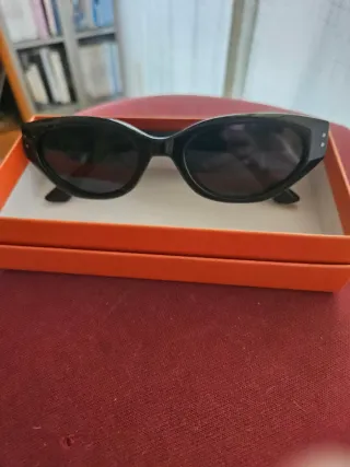 Gafas de sol negras