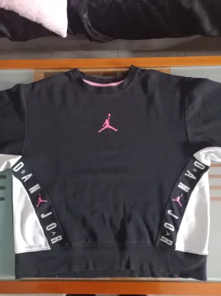 Maglie e felpe pirex e Jordan