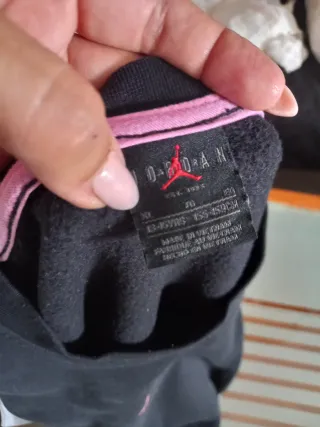 Maglie e felpe pirex e Jordan