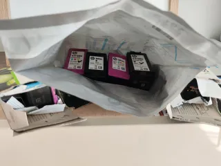 Impresora HP Envy 6020e con 6
 cartuchos