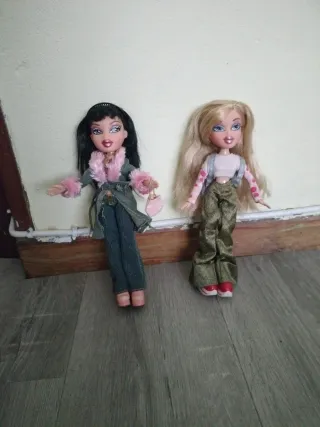 2 muñecas Bratz originales