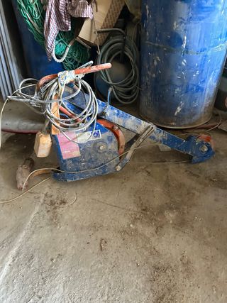 Montacargas Umacon 300 kg Monofásico