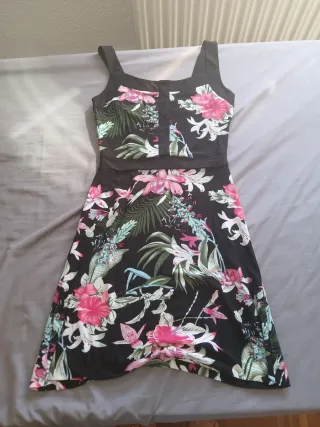 Vestido corto estampado floral