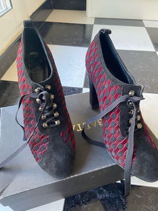 Zapatos Baltarini Talla 38 Negro/Rojo