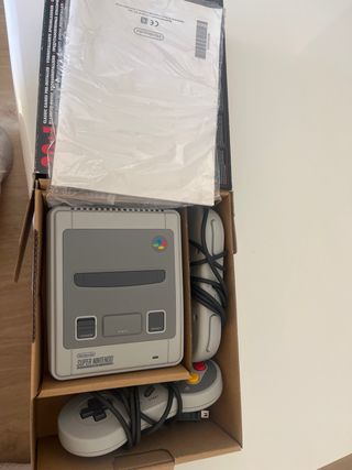 Nintendo Classic Mini Super Nintendo