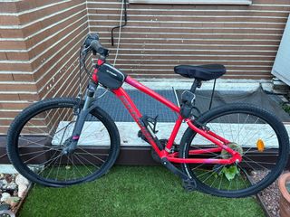 Bicicleta Rockrider ST 100 Roja
