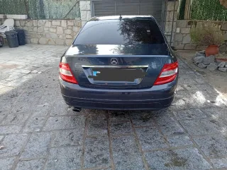 Mercedes-Benz Clase C 2010