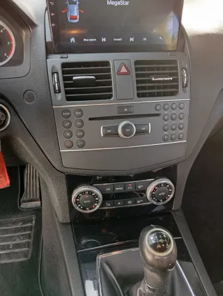 Mercedes-Benz Clase C 2010