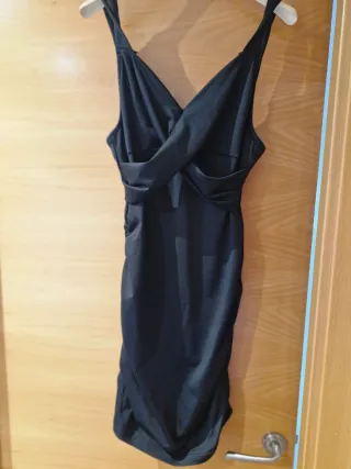 Vestido negro para eventos