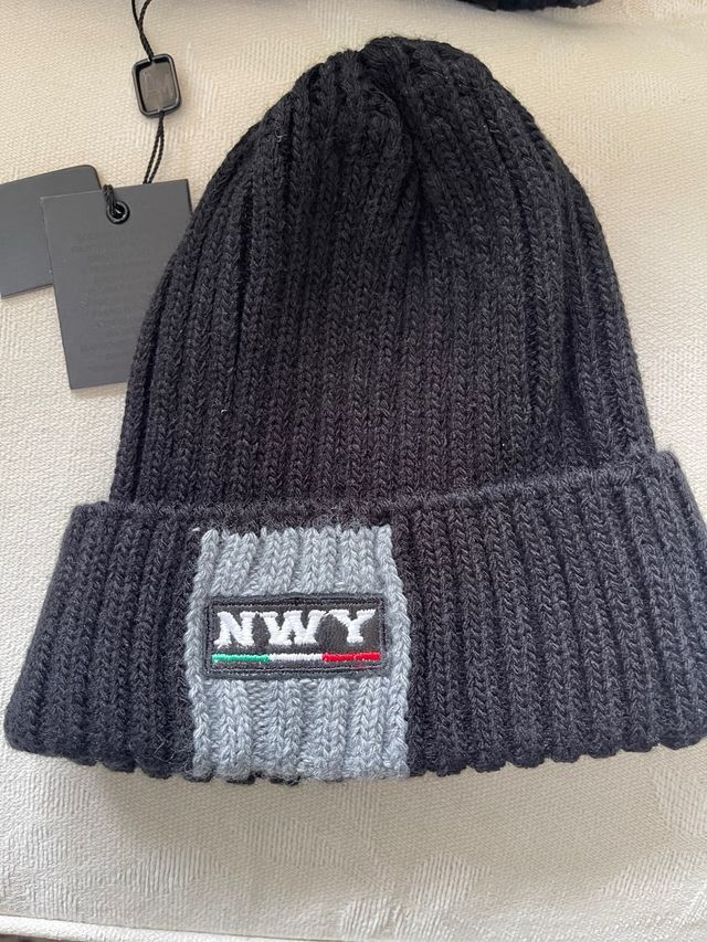 Cappelli Antony Morato neri e grigi