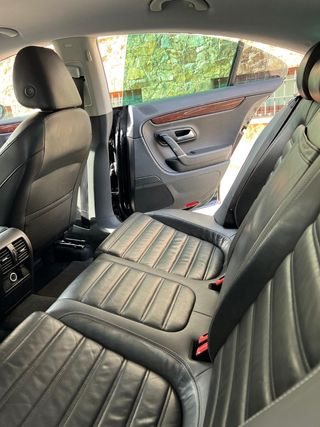 Volkswagen Passat CC 2010