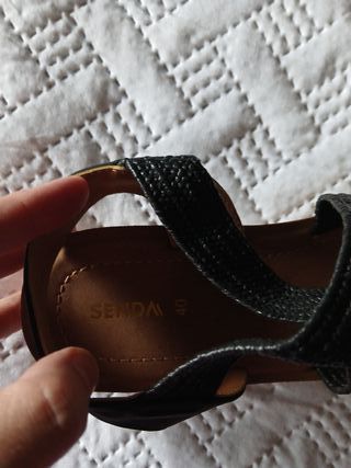 Sandalias cuña negras y marrones sin estrenar