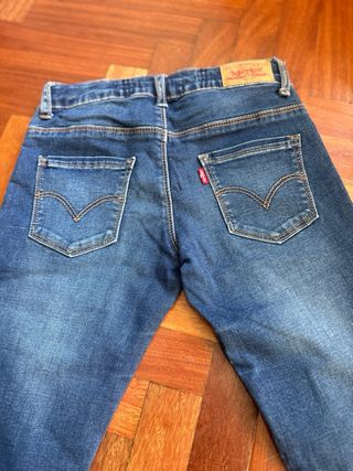 Pantalón vaquero Levi's azul niña