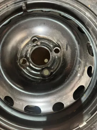 Llanta de acero para coche