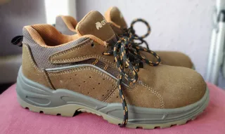 Botas /Zapatos de SEGURIDAD / Trabajo Anibal T. 37