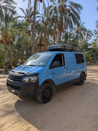 VW T5 4Motion 2.0 TDI All-Terrain Camper