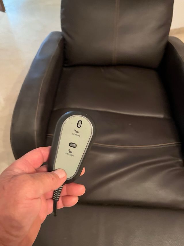 Sillón reclinable de piel
