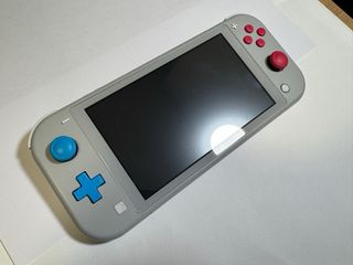Nintendo Switch Lite Edición Zacian y Zamazenta