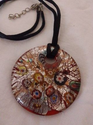 Collana con ciondolo tondo murano