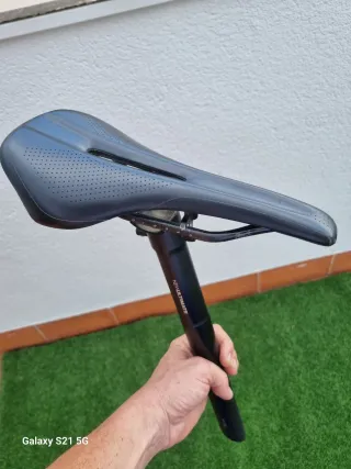 Sillín de Bicicleta specialitzed  phenom carbón 